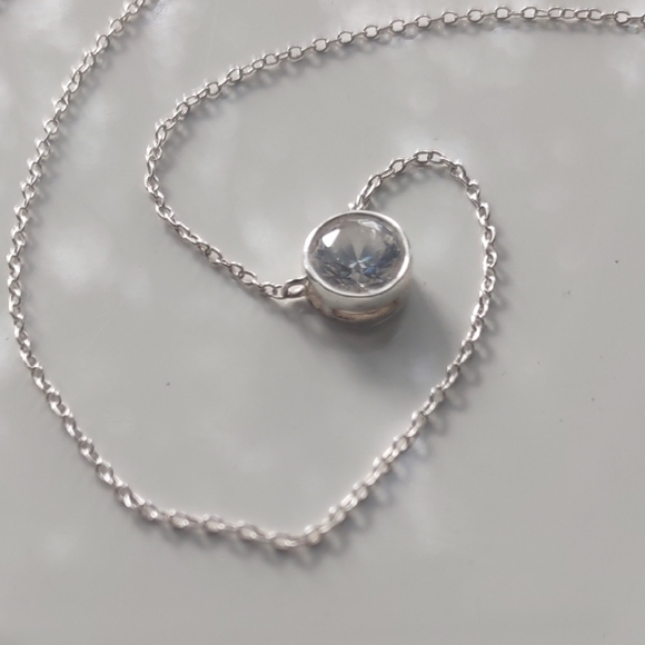 unbranded Jewelry - Elegant 2g Sterling Silver 925 CZ Necklace Adjustable 16" - 18" Long